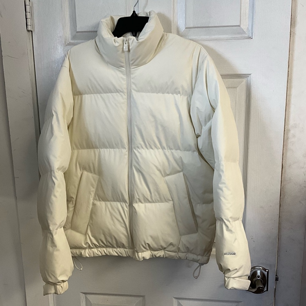 Puffer Oversized Jacket - Picture 4 of 8